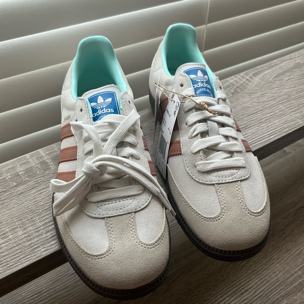 NWT! Adidas Samba OG suede and leather sneakers US men’s 8 (women’s 9)